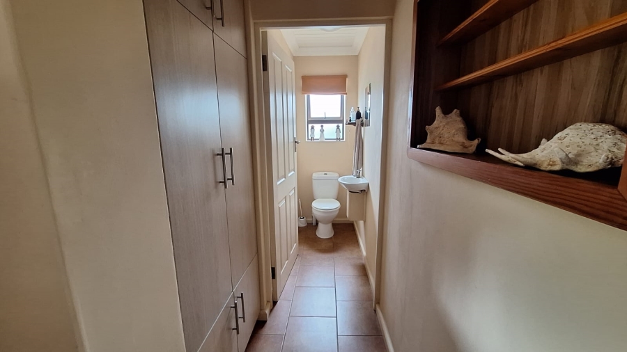 To Let 2 Bedroom Property for Rent in Stilbaai Wes Western Cape